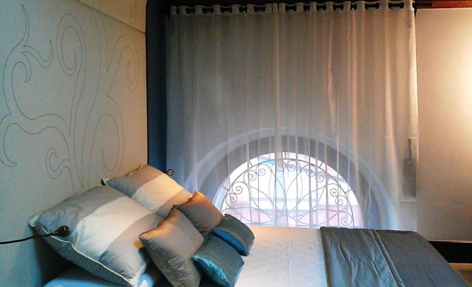 SantʼAgata di Militello Hotel Palazzo Fortunato חדר תמונה